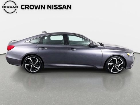 Used 2018 Honda Accord Sport image 5