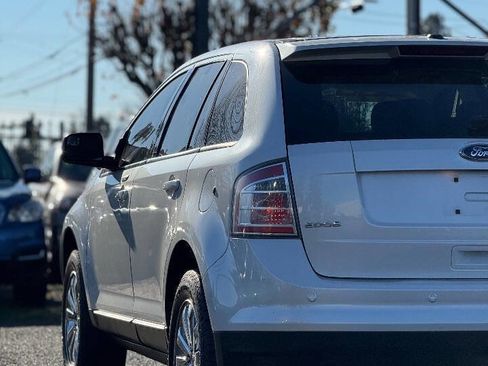 Used 2010 Ford Edge SEL image 10