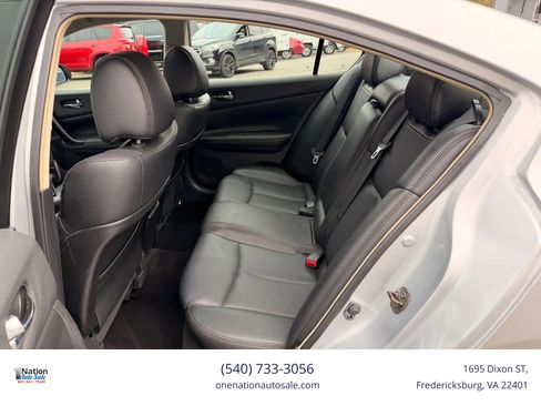 Used 2010 Nissan Maxima 3.5 SV w/ Cold Pkg FWD image 19