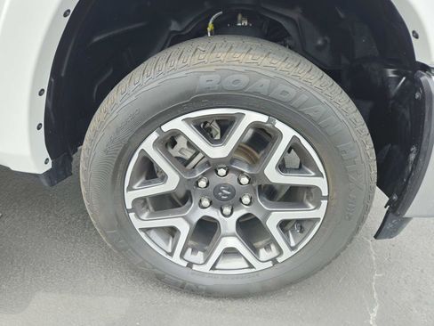 Used 2025 RAM 1500 Laramie w/ Advanced Safety Group II AWD/4WD image 22