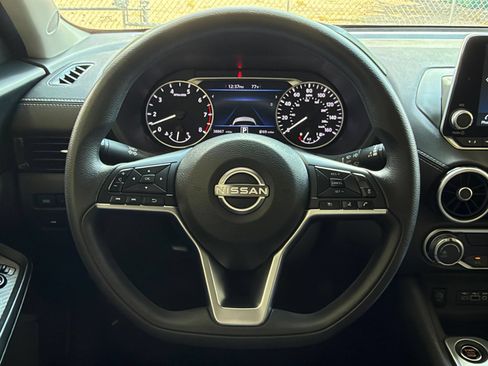 Used 2025 Nissan Sentra SV FWD image 25