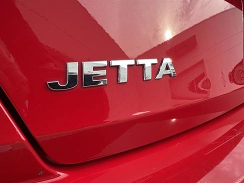 Certified 2020 Volkswagen Jetta R-Line image 10