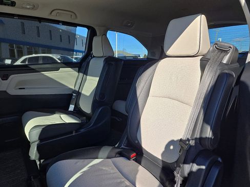 Certified 2025 Honda Odyssey Elite image 12