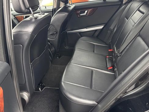 Used 2012 Mercedes-Benz GLK 350 4MATIC image 11