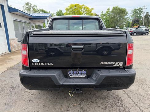 Used 2011 Honda Ridgeline RT image 4