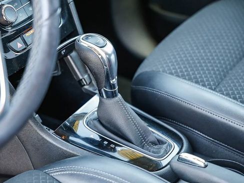 Used 2018 Buick Encore Preferred image 23