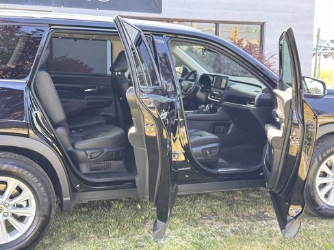 Used 2026 Toyota Grand Highlander AWD Hybrid image 25