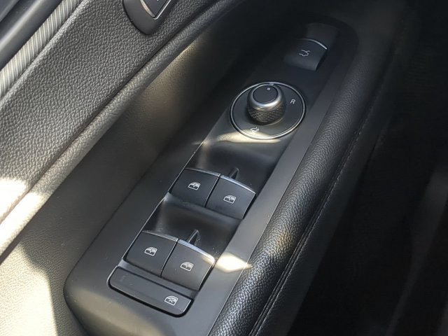 Used 2024 Alfa Romeo Stelvio Veloce AWD/4WD image 29