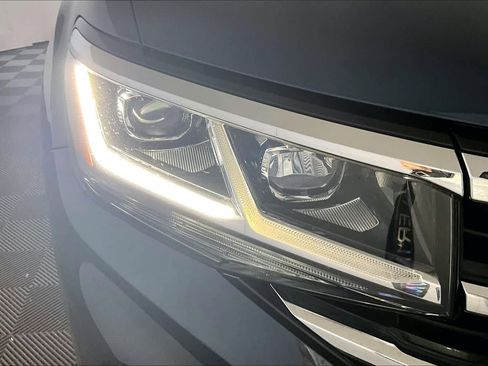 Used 2022 Volkswagen Atlas SE image 26