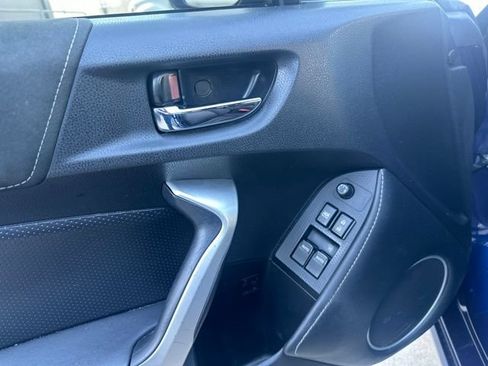 Used 2020 Toyota 86 RWD image 17
