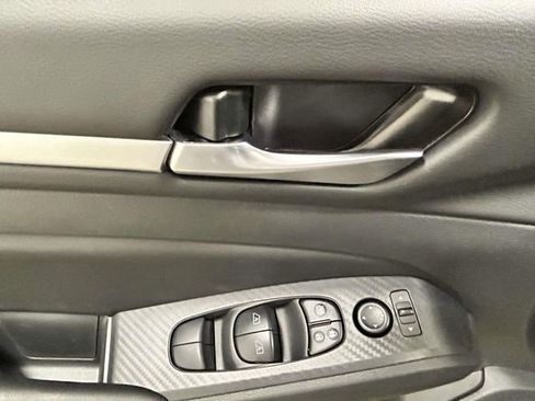 New 2026 Nissan Altima 2.5 SR FWD image 13