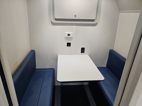 Used 2019 Ford Transit 350 XL image 40