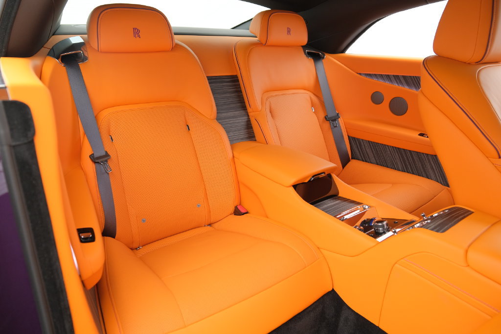 Used 2024 Rolls-Royce Spectre w/ Spectre Launch Package AWD/4WD image 17