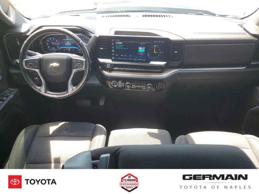 Used 2022 Chevrolet Silverado 1500 LT AWD/4WD image 18