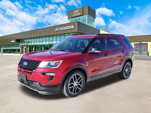 Used 2018 Ford Explorer Sport w/ Equipment Group 401A image 10