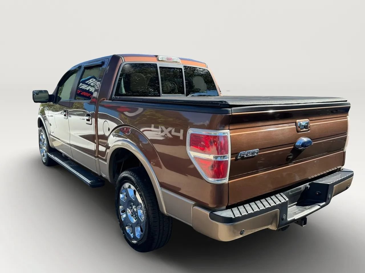 Used 2011 Ford F150 Lariat w/ Lariat Chrome Pkg AWD/4WD image 5