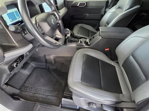 Used 2024 Ford Bronco Big Bend AWD/4WD image 7