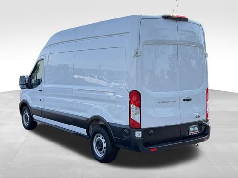 Used 2024 Ford Transit 250 148 High Roof RWD image 9