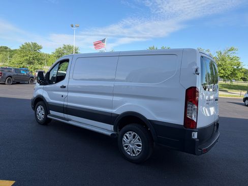 Used 2024 Ford Transit 250 Low Roof w/ Exterior Upgrade Package RWD image 16