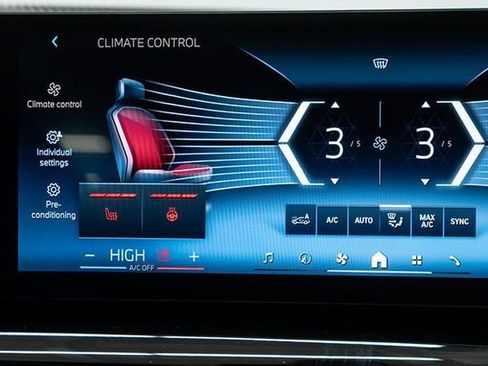 Used 2025 BMW 530i xDrive image 29