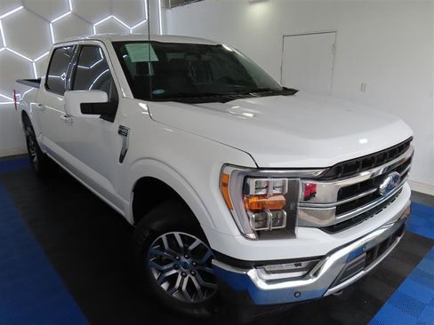 Used 2022 Ford F150 Lariat w/ Equipment Group 501A Mid image 5