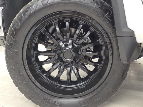 Used 2024 Chevrolet Silverado 2500 LT w/ All Star Edition AWD/4WD image 43