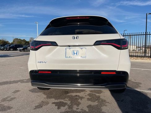 Certified 2026 Honda HR-V EX-L image 5