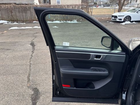 Used 2025 Hyundai Santa Fe SEL image 18