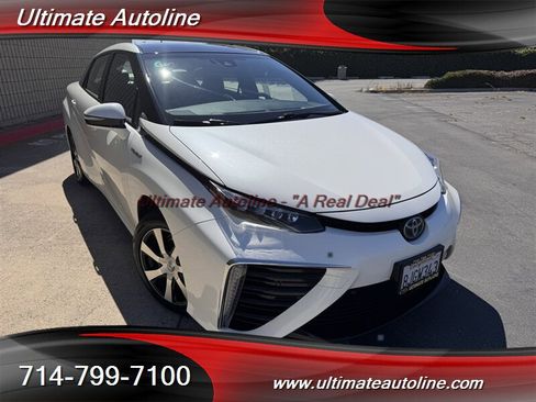 Used 2019 Toyota Mirai image 1