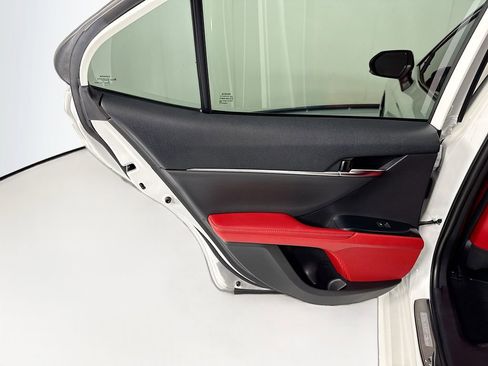 Used 2020 Toyota Camry XSE w/ Driver Assist Package FWD image 27