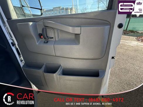 Used 2023 GMC Savana 2500 Extended w/ Driver Convenience Package RWD image 34