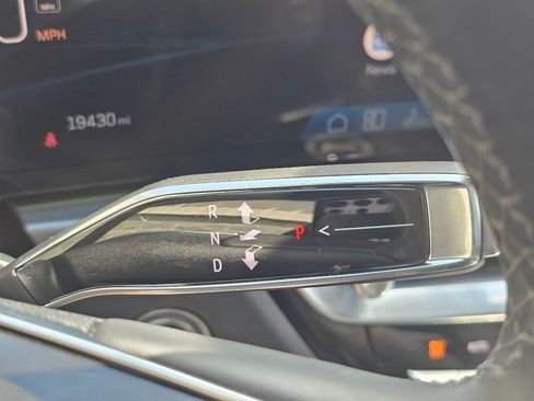 Certified 2024 Cadillac Lyriq Tech RWD image 39