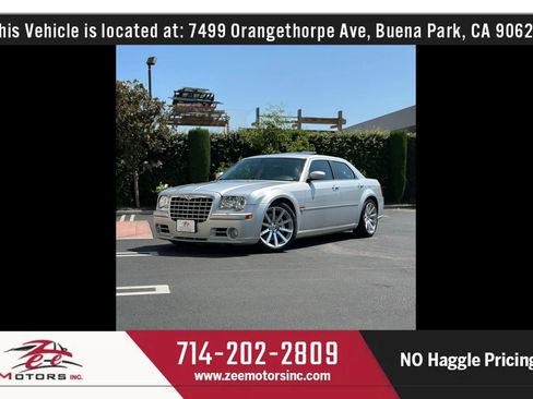 Used 2005 Chrysler 300 SRT8 w/ SRT Option Group II image 16