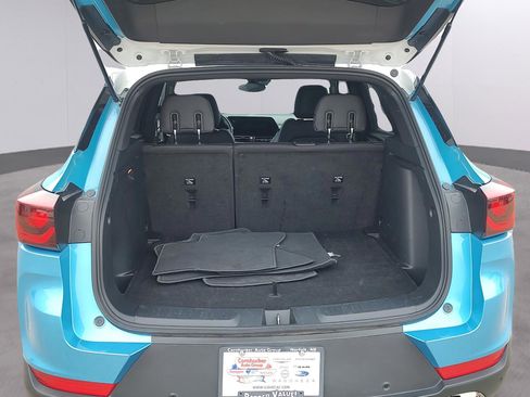 Used 2025 Chevrolet TrailBlazer ACTIV w/ Driver Confidence Package image 9