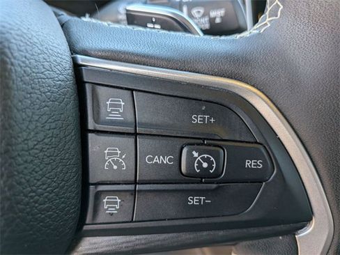 Used 2024 Jeep Grand Cherokee L Altitude image 19