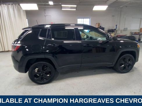 Used 2018 Jeep Compass Altitude w/ Popular Equipment Group image 2