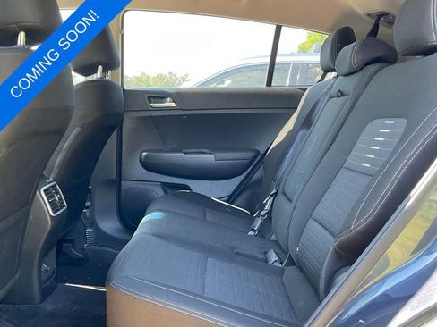 Used 2017 Kia Sportage LX w/ LX Popular Package FWD image 4