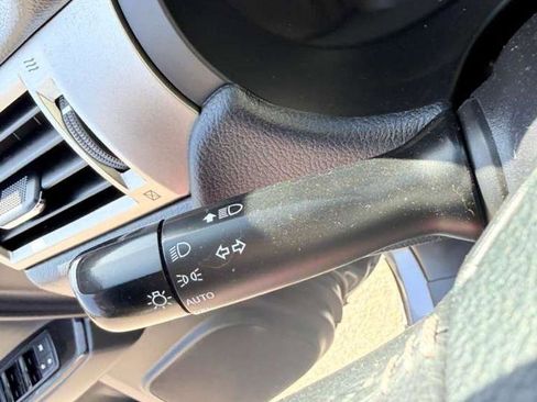 Used 2015 Lexus GX 460 w/ Navigation Package image 16