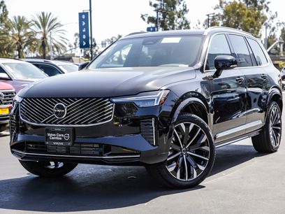 New 2025 Volvo XC90 T8 Plus w/ Protection Package Premier
