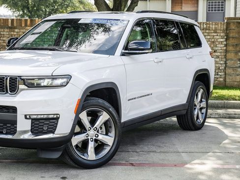 Used 2021 Jeep Grand Cherokee L Limited w/ Luxury Tech Group II image 14