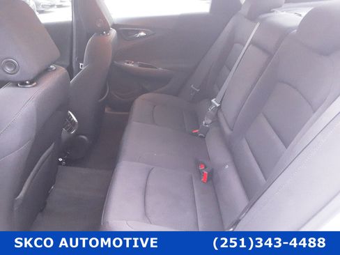 Used 2021 Chevrolet Malibu LT image 14