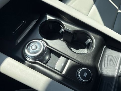 Certified 2025 Ford Explorer Active w/ Active Comfort Package image 23