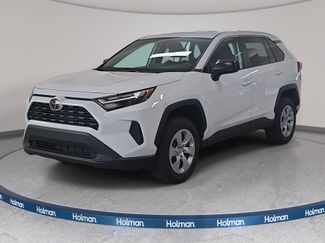 Used 2024 Toyota RAV4 LE FWD video 1