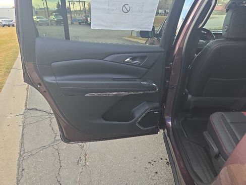 New 2026 Chevrolet Traverse RS w/ LPO, Floor Liner Package image 17
