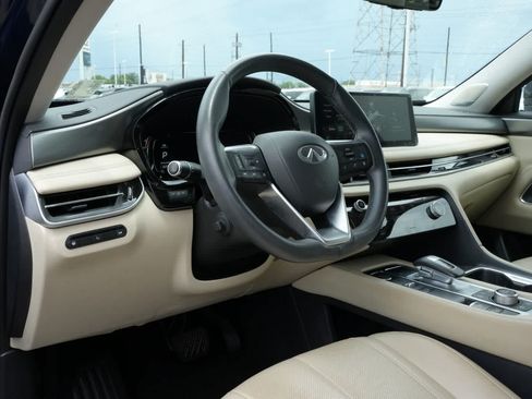 Certified 2023 INFINITI QX60 Luxe w/ Vision Package AWD/4WD image 13