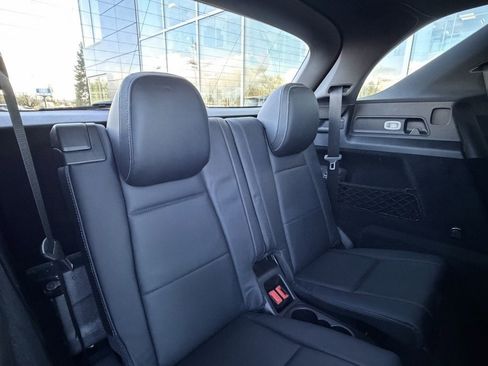 Used 2021 Mercedes-Benz GLE 450 4MATIC image 31