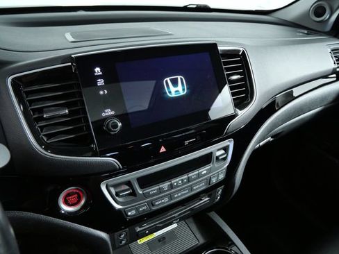 Used 2022 Honda Pilot Touring image 22