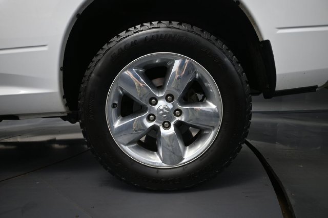 Used 2017 RAM 1500 Big Horn RWD image 10