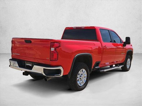 Used 2022 Chevrolet Silverado 2500 LT w/ Convenience Package AWD/4WD image 5