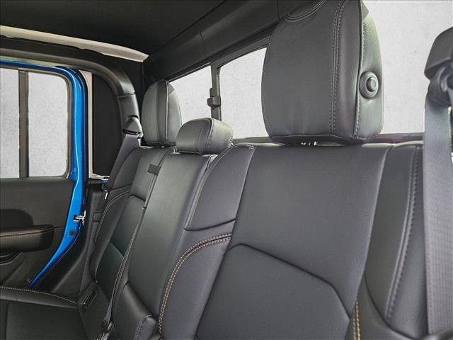 New 2026 Jeep Gladiator Sport AWD/4WD image 15